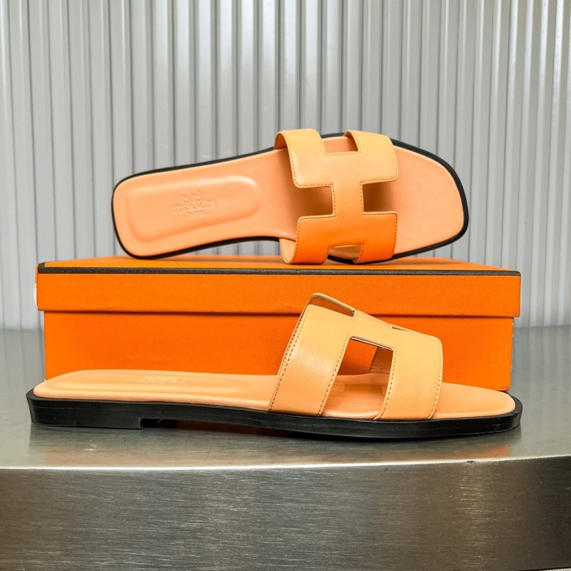 H**mes slippers